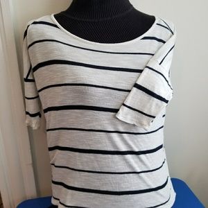 Striped scoop neck 3/4 tee